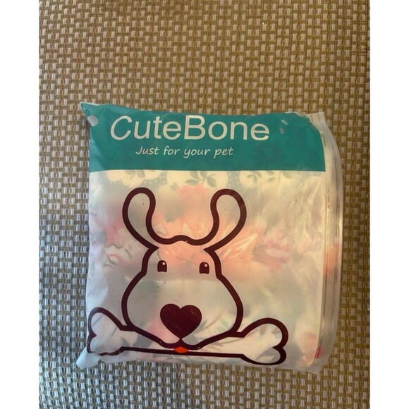 CuteBone Reusable Dog Diapers Female Washable Doggie Diapers - Picture 5 of 6